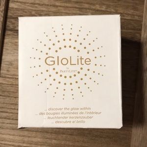 Glolite by partylite wild strawberry candle